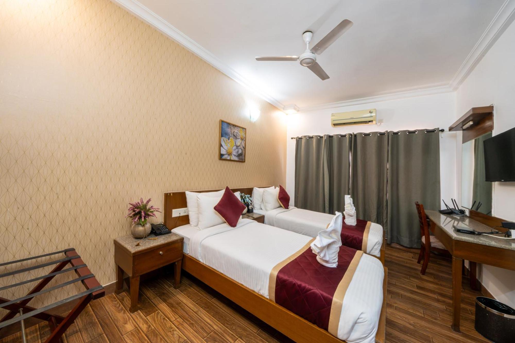 Midtown Suites Marathahalli Bangalore Buitenkant foto