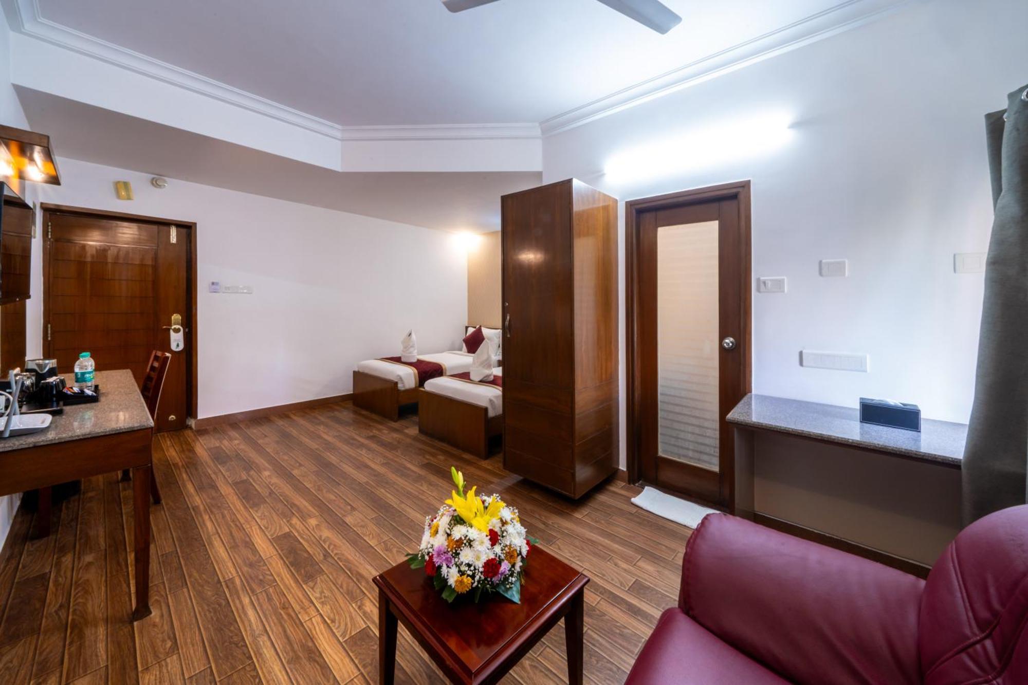 Midtown Suites Marathahalli Bangalore Buitenkant foto