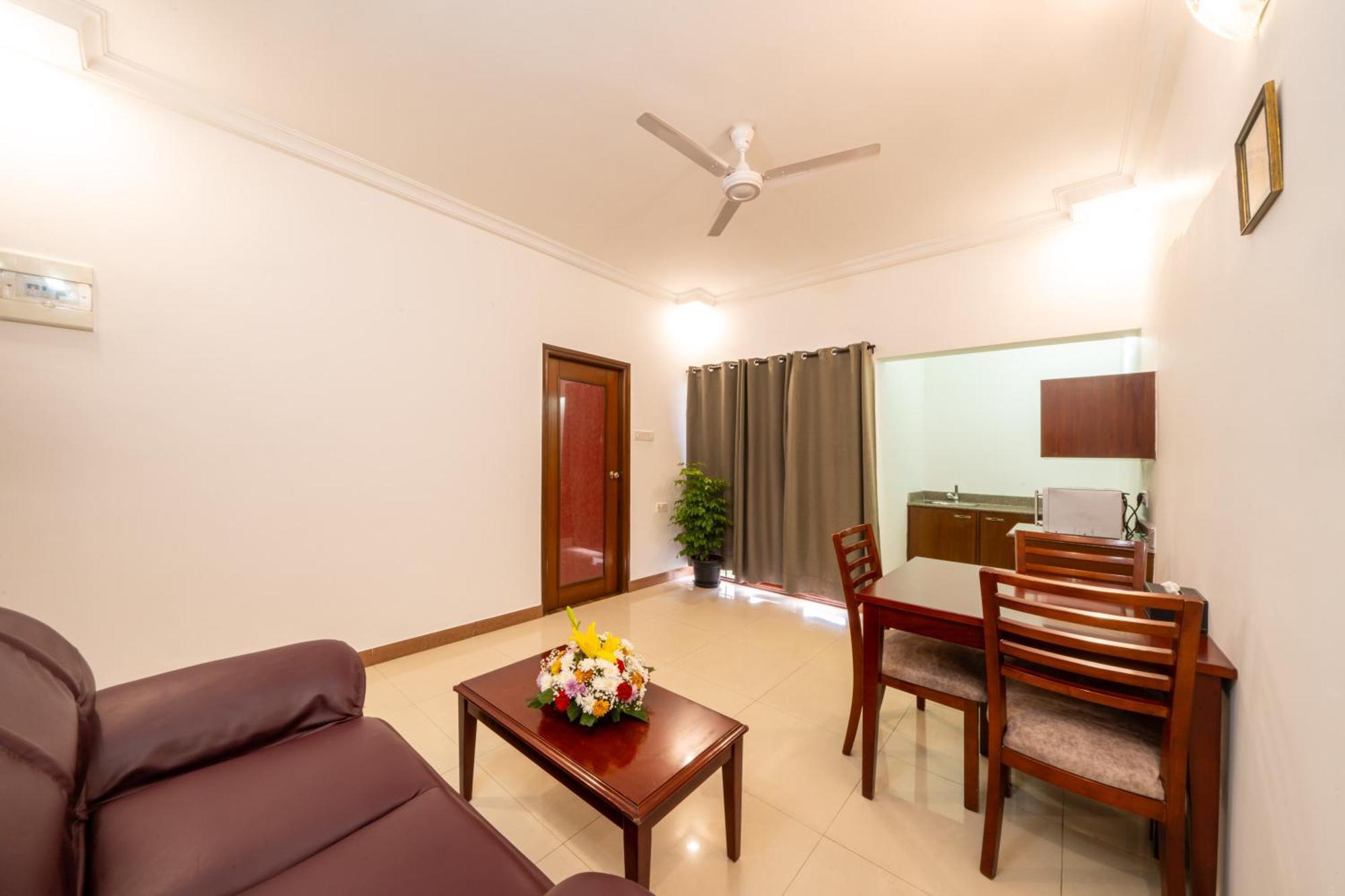 Midtown Suites Marathahalli Bangalore Buitenkant foto