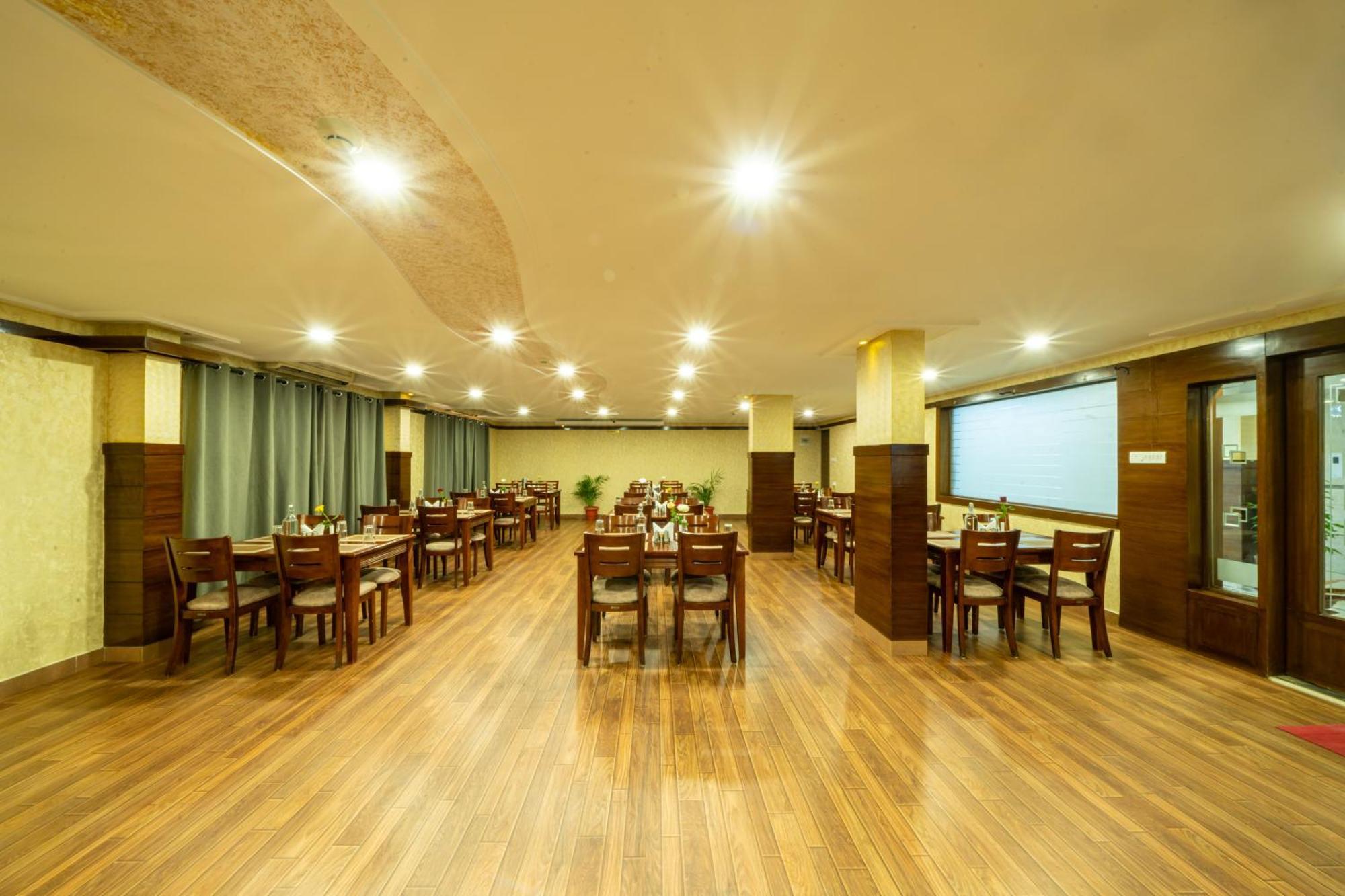 Midtown Suites Marathahalli Bangalore Buitenkant foto