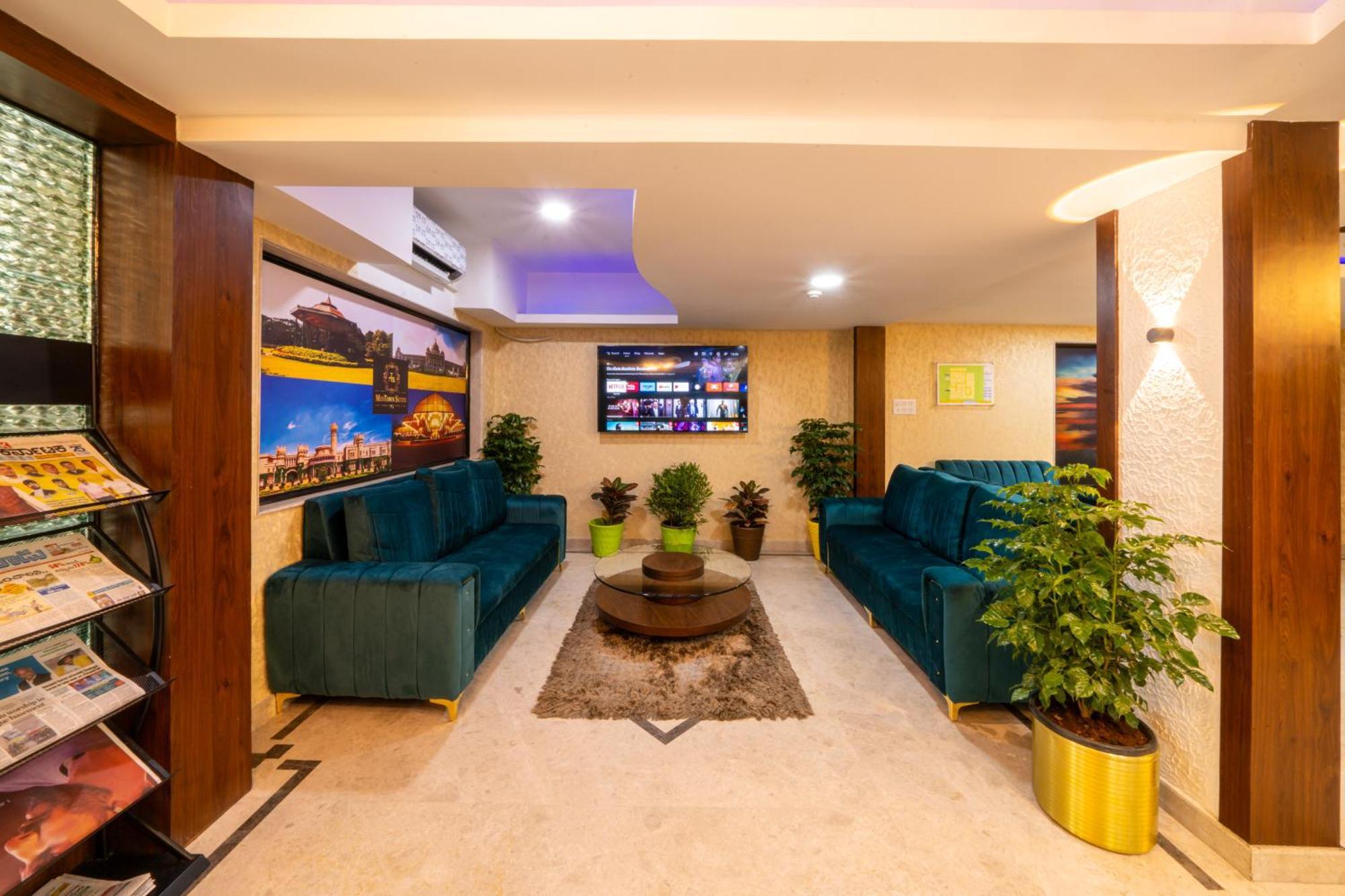 Midtown Suites Marathahalli Bangalore Buitenkant foto