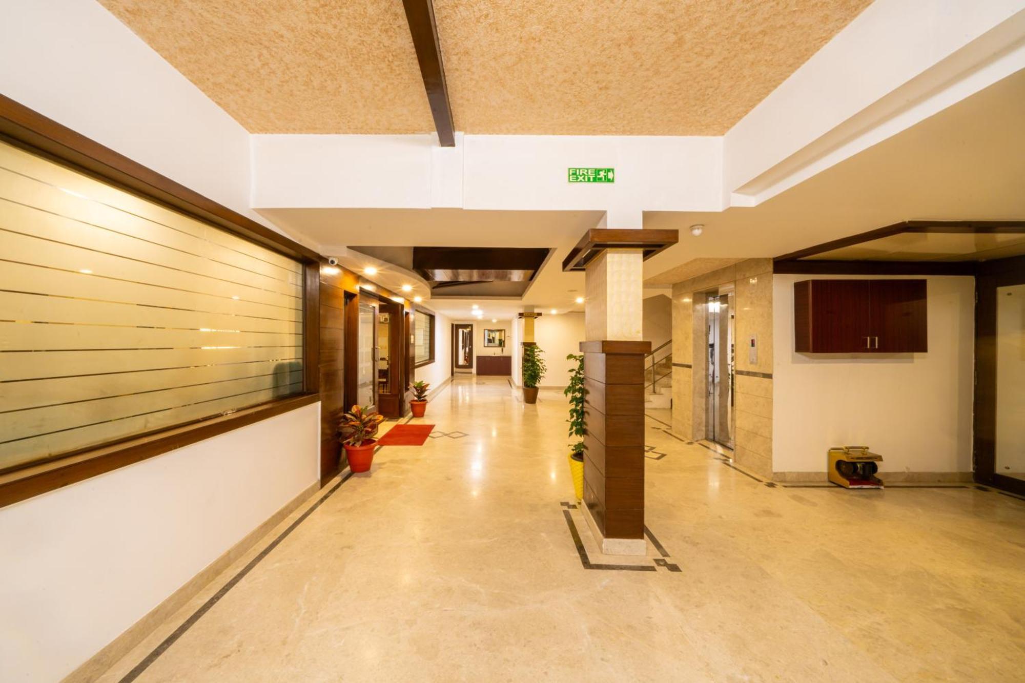 Midtown Suites Marathahalli Bangalore Buitenkant foto